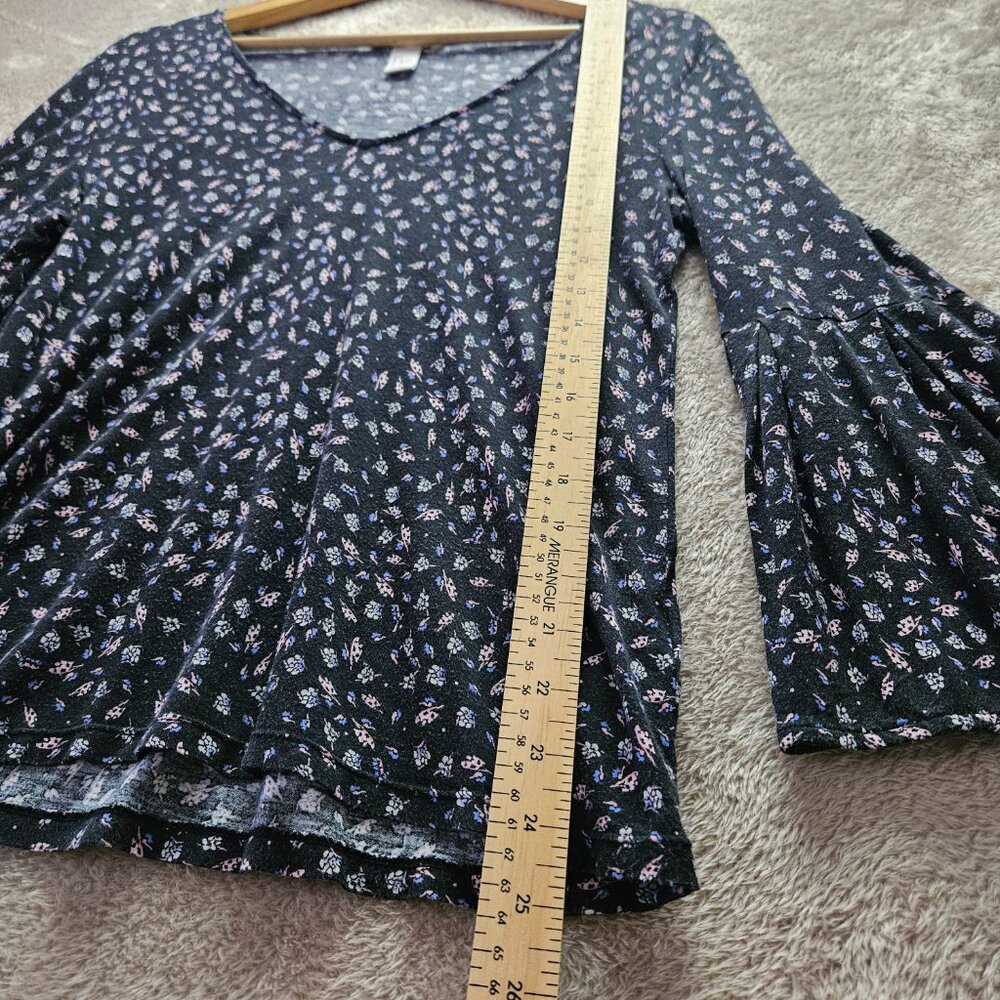 H&M Blouse Floral Print Top V-neck Stretch Bell Sleeves Boho Modern Style Size S - Picture 4 of 6
